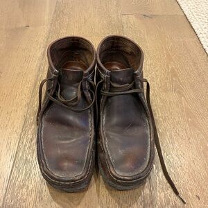 Clarks Wallabee Beeswax Leather Shoes
